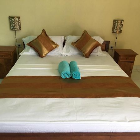Repag Wayan Canggu Hostel Kuta Lombok Dış mekan fotoğraf