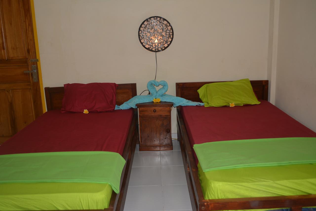 Repag Wayan Canggu Hostel Kuta Lombok Dış mekan fotoğraf
