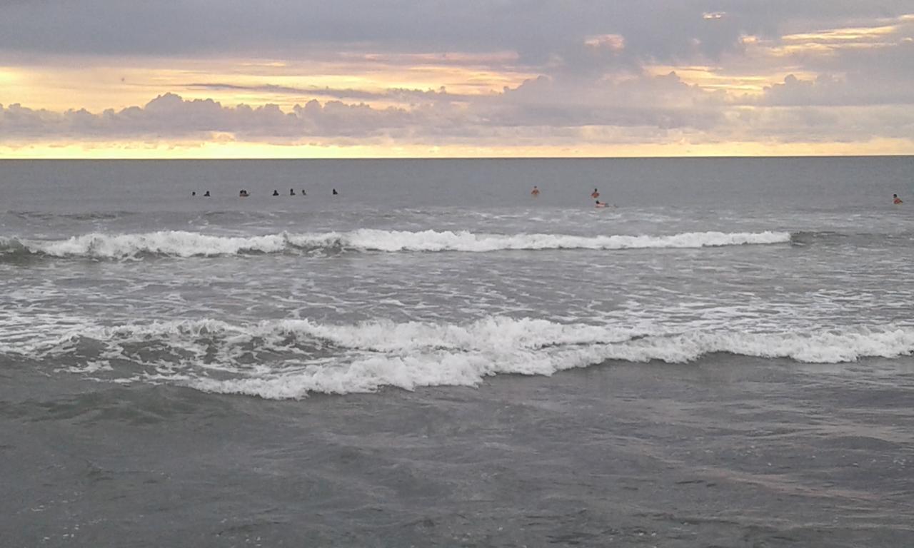 Repag Wayan Canggu Hostel Kuta Lombok Dış mekan fotoğraf