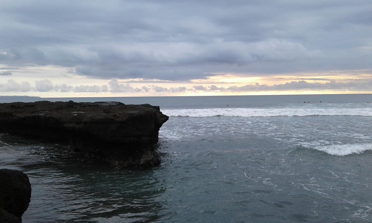 Repag Wayan Canggu Hostel Kuta Lombok Dış mekan fotoğraf