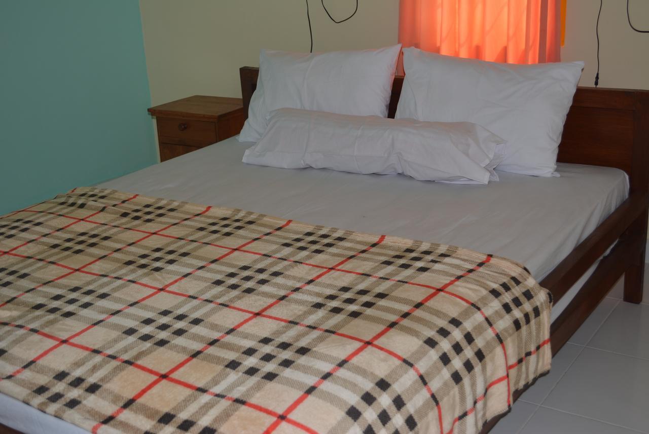 Repag Wayan Canggu Hostel Kuta Lombok Dış mekan fotoğraf