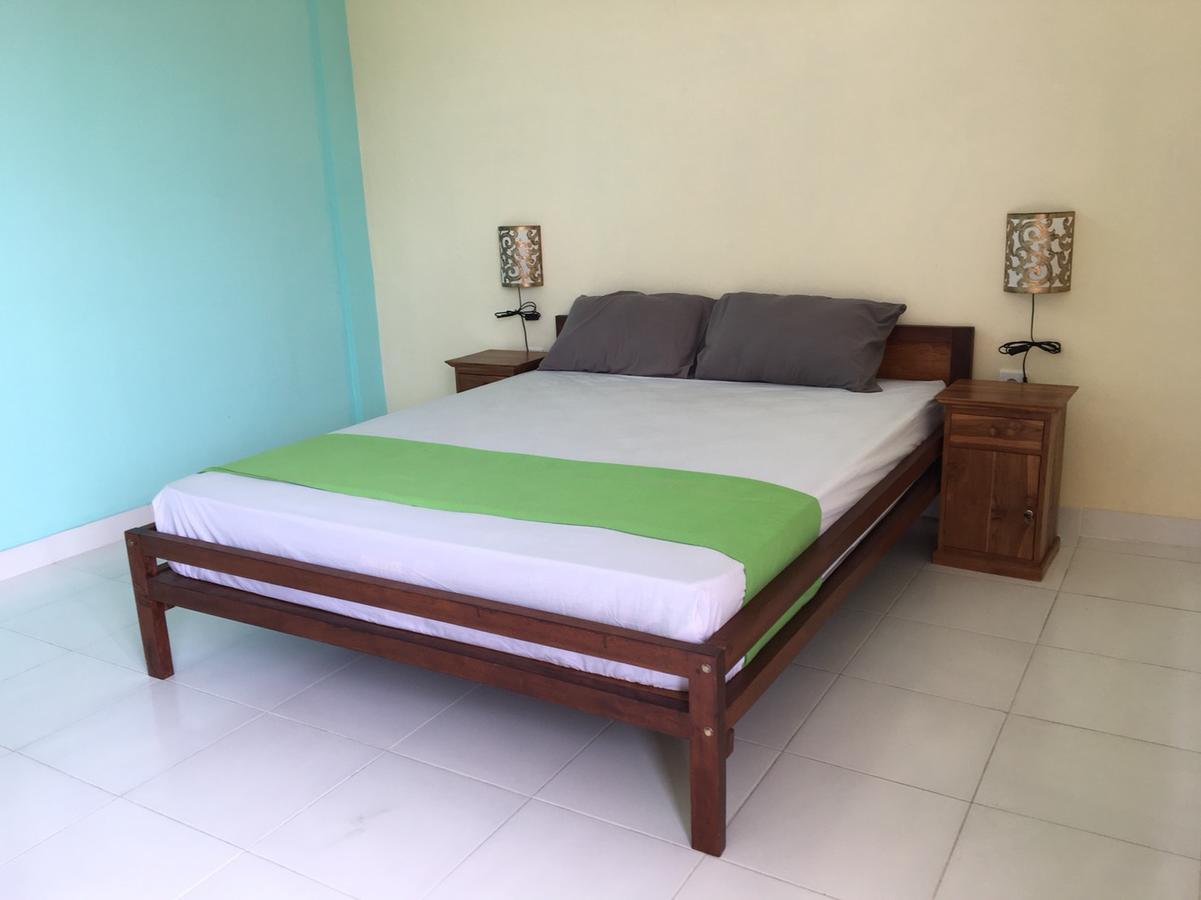 Repag Wayan Canggu Hostel Kuta Lombok Dış mekan fotoğraf