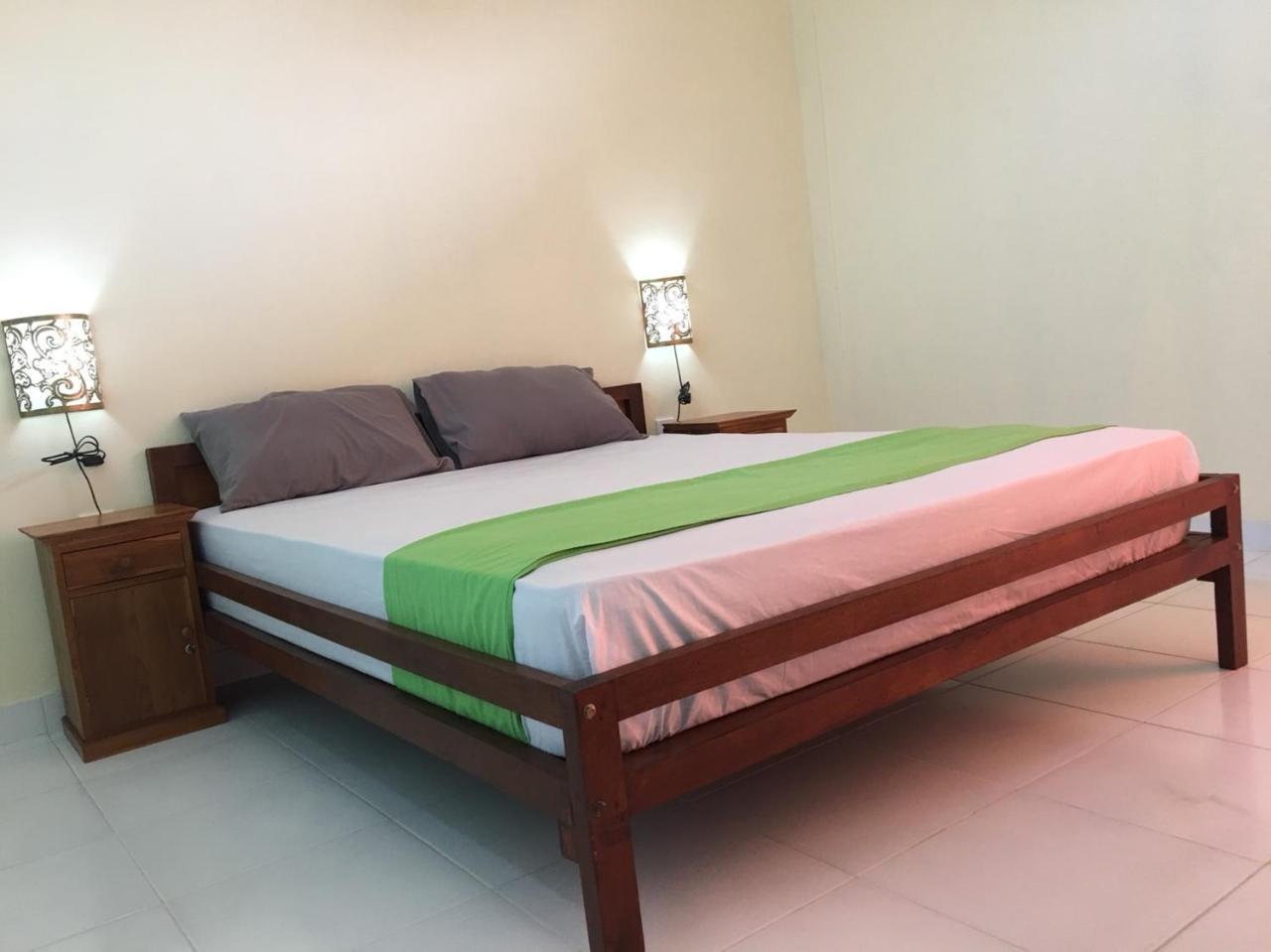 Repag Wayan Canggu Hostel Kuta Lombok Dış mekan fotoğraf